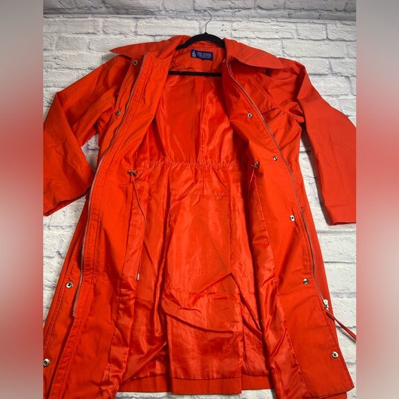 London Fog Tower Collection Vibrant Burnt Orange Trench Coat/Rain Coat. - Picture 7 of 9